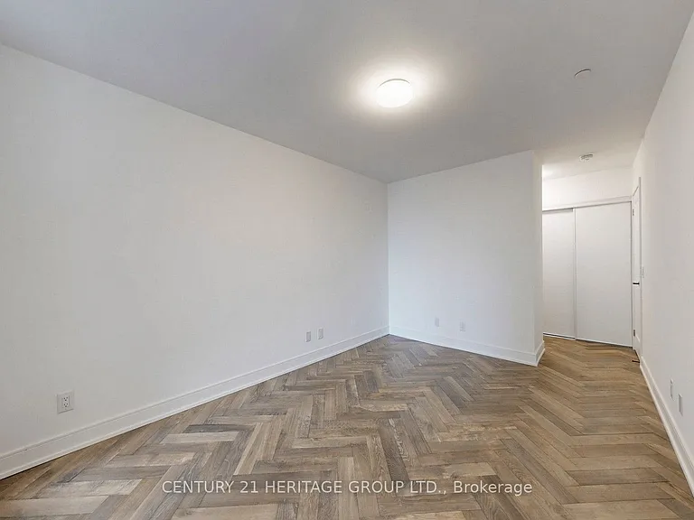 8888 Yonge St #103-L/W — Photo 26