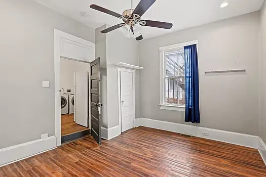 723 E Henry St #A — Photo 13