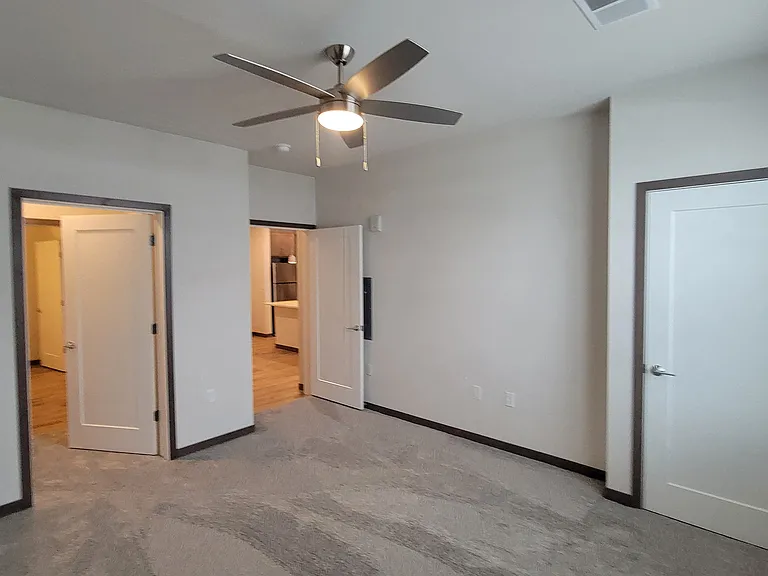 Van Buren East — Photo 35