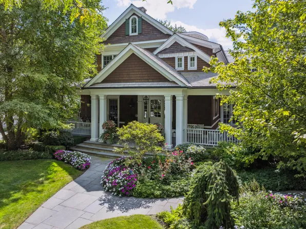 325 Central Ave, Wilmette, IL 60091