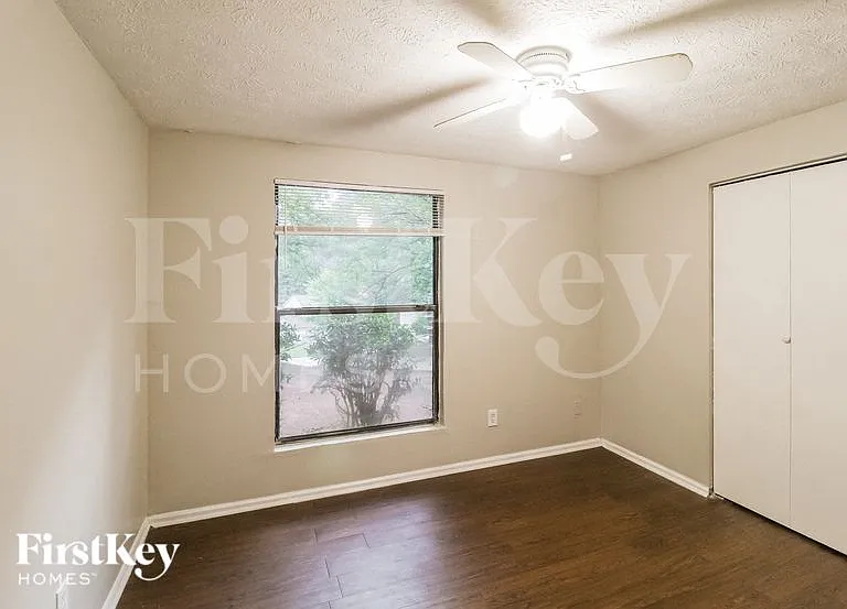 5361 Martins Crossing Rd — Photo 12