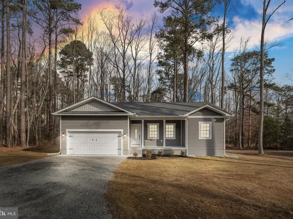 27 Colony Way, Montross, VA 22520