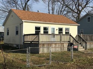 4 Contact Ct, Baltimore, MD 21220