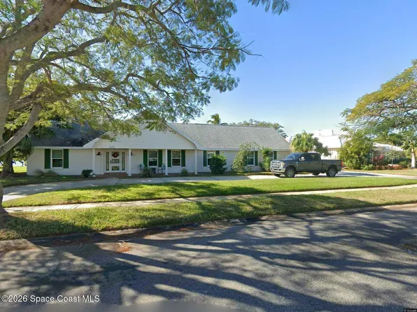 823 Malibu Ln, Indialantic, FL 32903