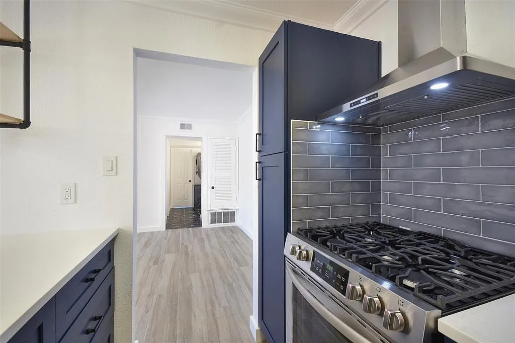 1 bed, 1.0 bath, 626 sqft, $1,350 — Photo 3