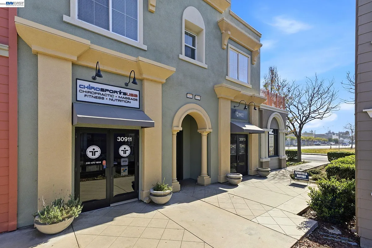 Building Photo - 30927 Union City Blvd