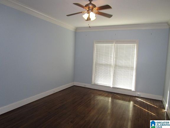 3rd image of 1033 Ashmore Ln