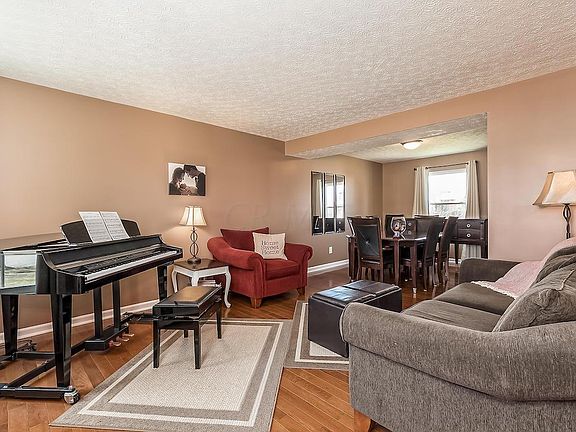 2nd image of 3393 Parkbrook Dr