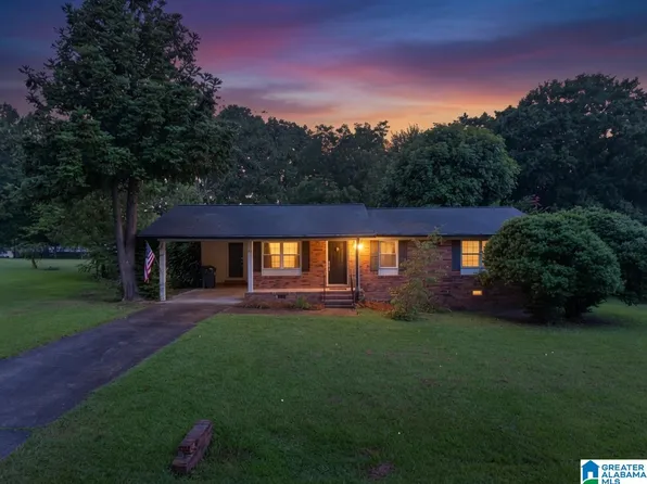 58 Lynn Dr, Oxford, AL 36203