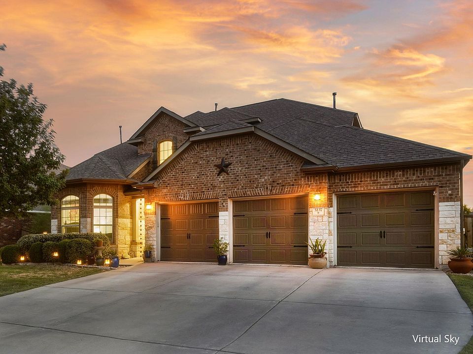 1st image of 3237 Hidalgo Loop