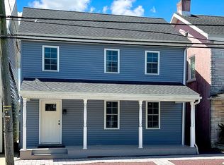80 Main St, Womelsdorf, PA