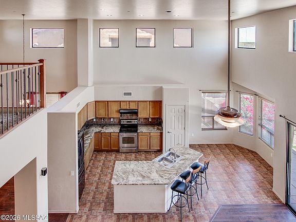 3rd image of 14685 S Avenida Cucana