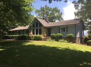 290 Wildwood Dr, Chatsworth, GA 30705
