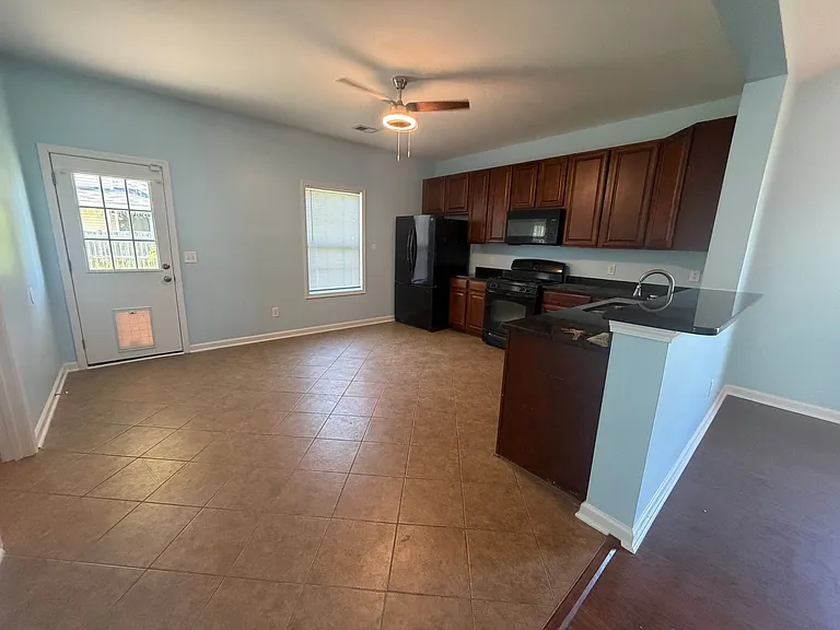 3665 Galloway Ln — Photo 7