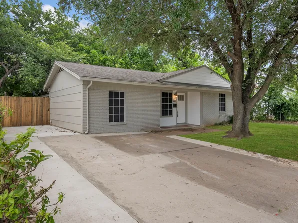 811 N Cooper St, Arlington, TX 76011