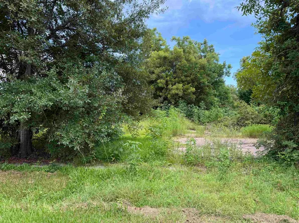 802 Border St, Orange, TX 77630