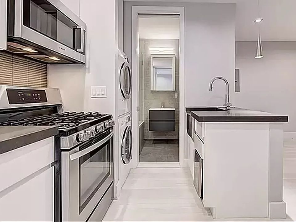 1st image of 161 Stanton St #S2