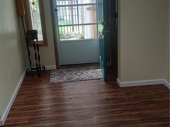 4th image of 112 E Pathfinders Dr