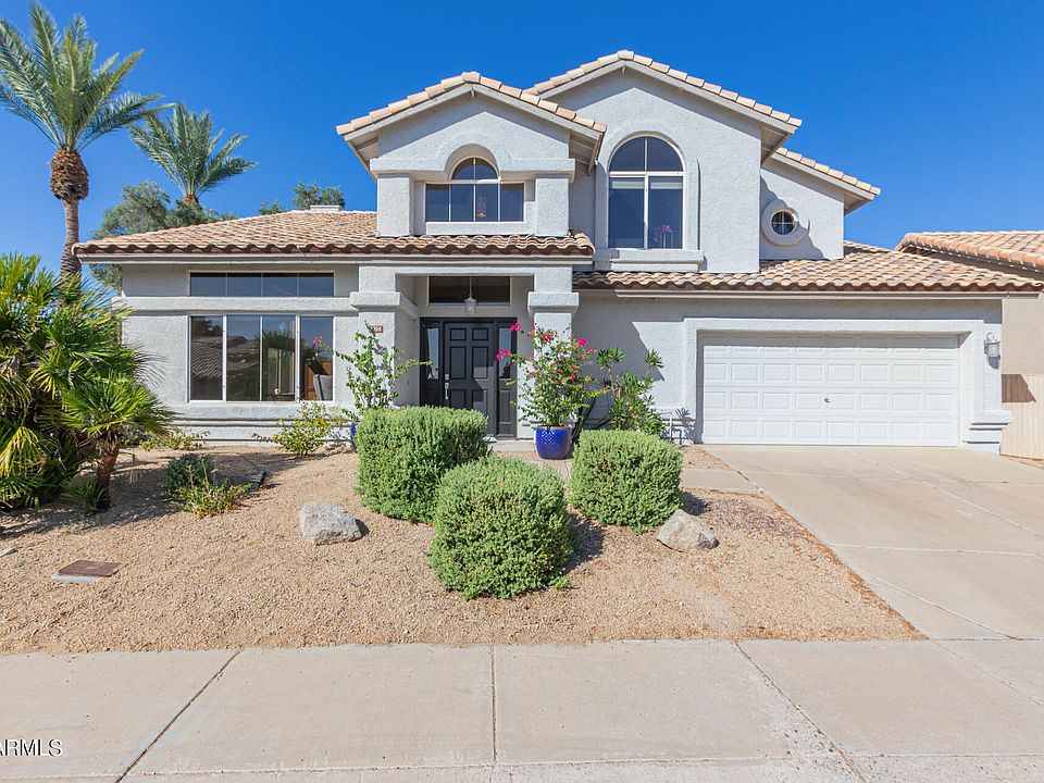 1st image of 1304 E WILDWOOD Drive