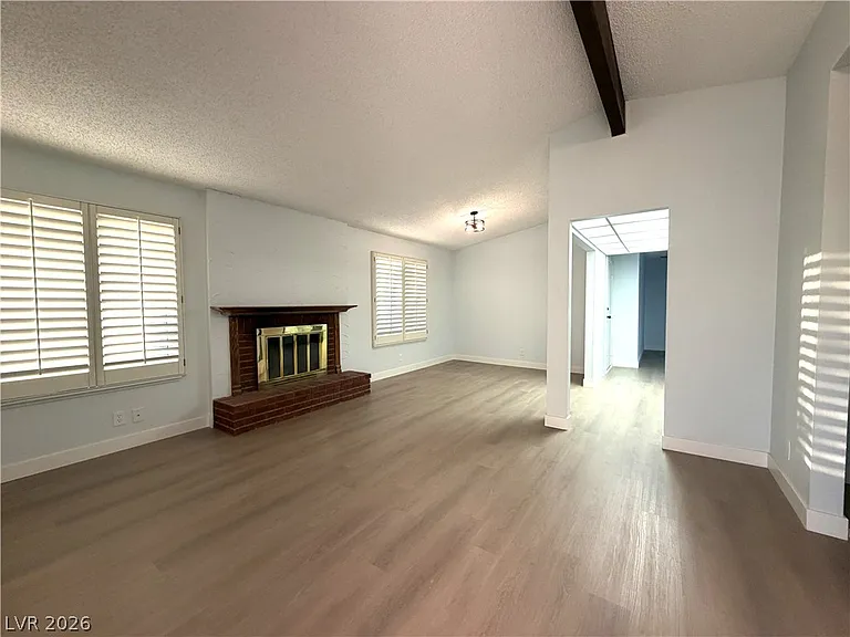 700 Northstar St — Photo 2