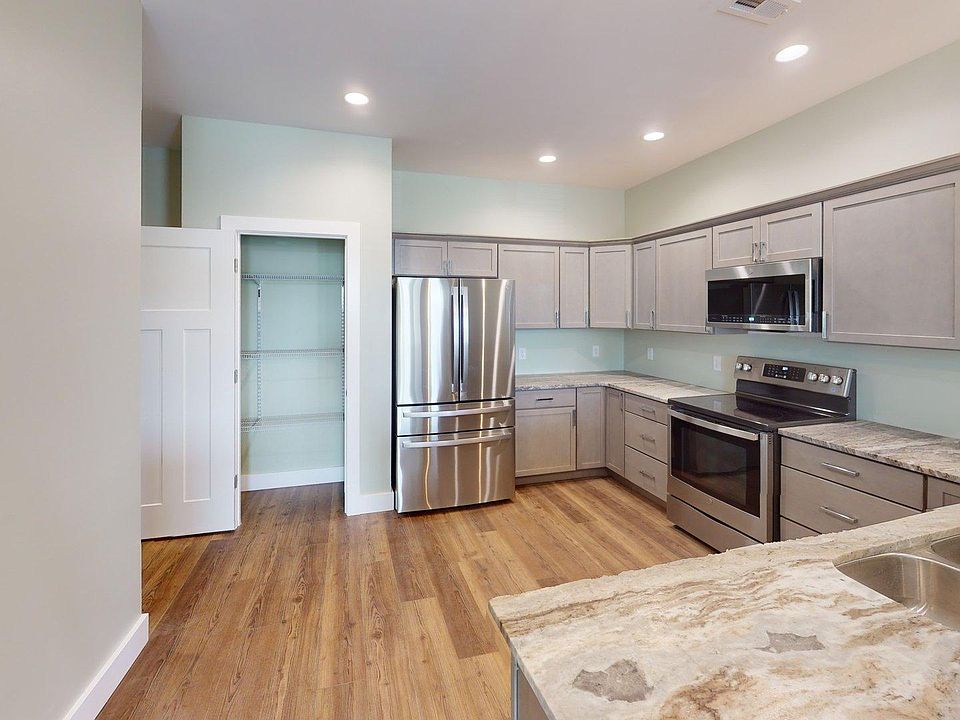 1st image of 112 N Merchant St #201