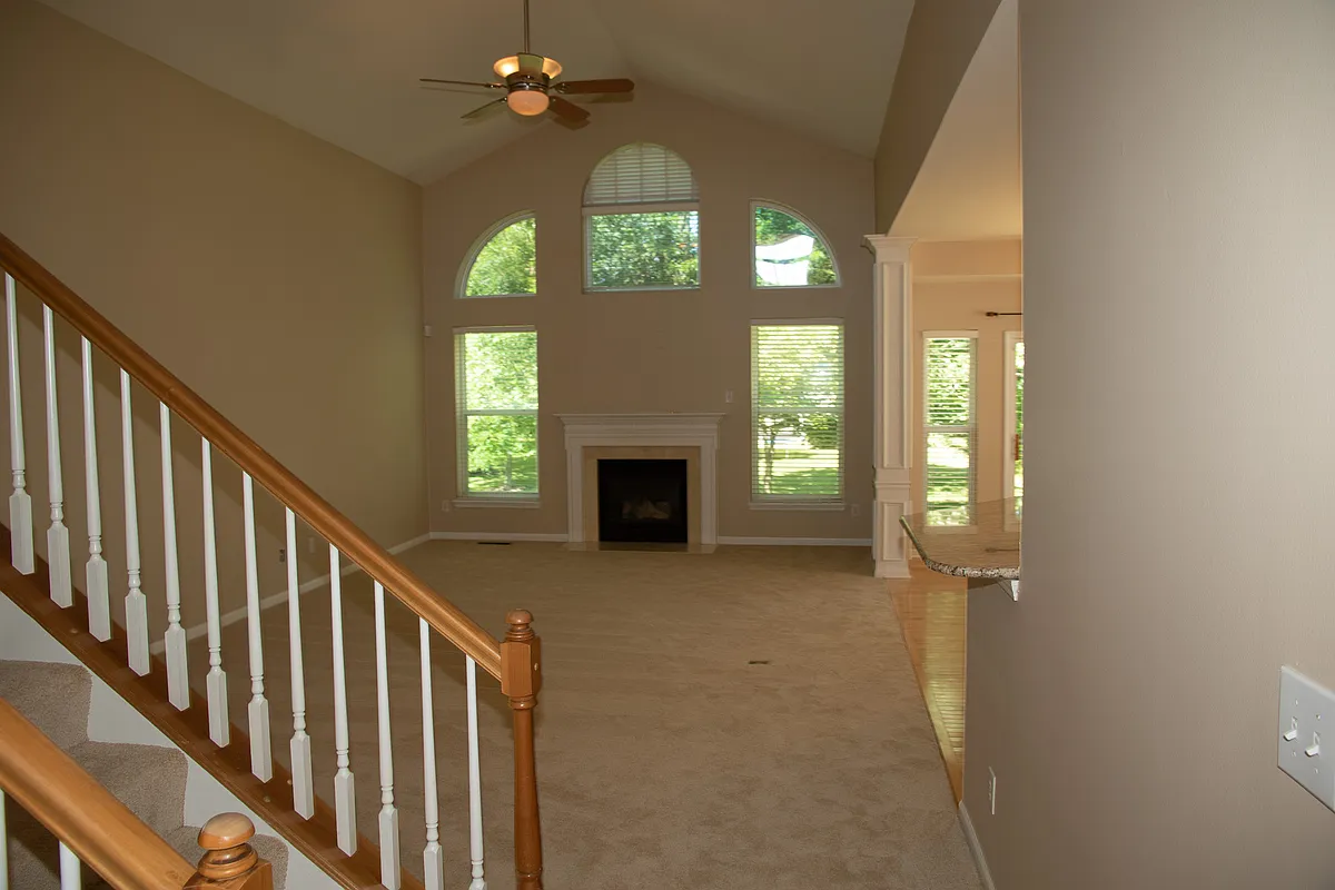 Building Photo - 12584 Autumn Gate Way