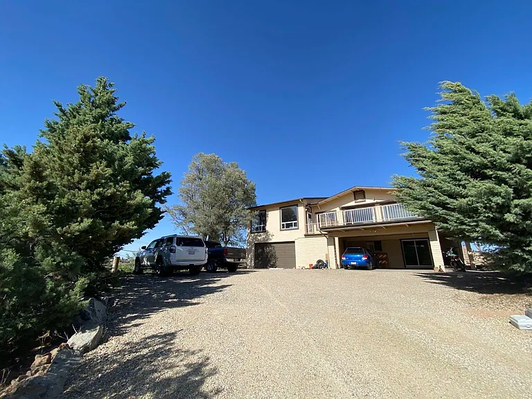 608 La Paloma Ln — Photo 6