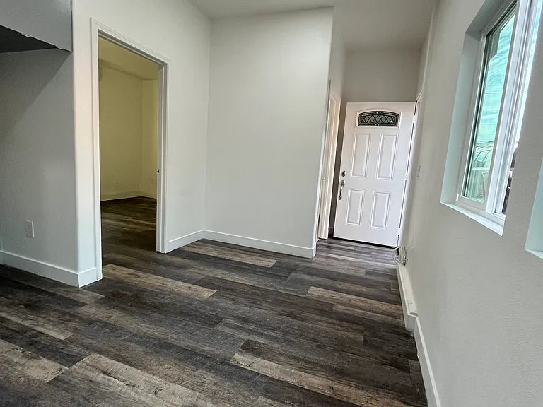 11819 Nevada Ave #A — Photo 5