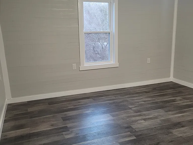 217 Duncan Rd — Photo 10
