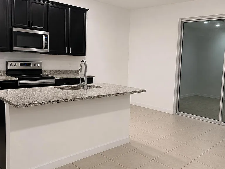 15061 Willow Arbor Cir — Photo 7