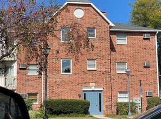1303 Cunat Ct APT 1C, Lake In The Hills, IL 60156