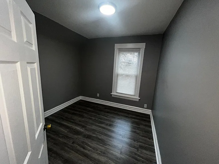 709 N Laramie Ave — Photo 19