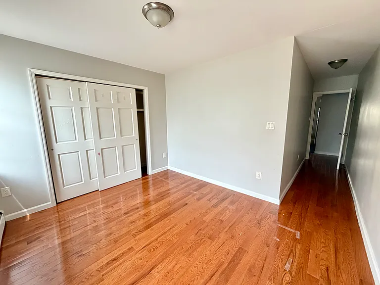 16 71st St #1 — Photo 7