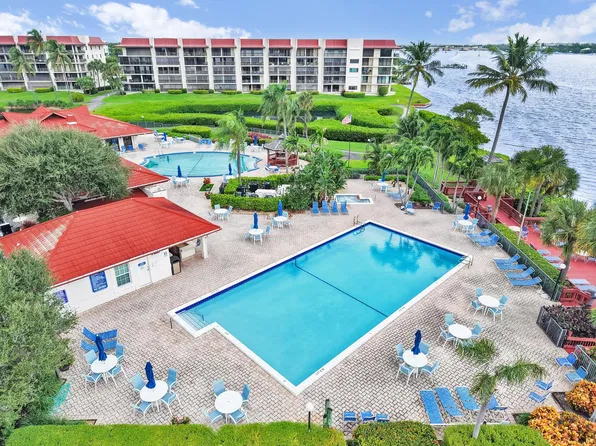 107 Half Moon Circle #A1, Hypoluxo, FL 33462
