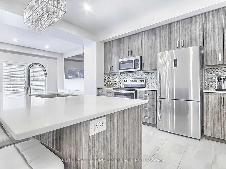 113 Greenwich Ave — Photo 4