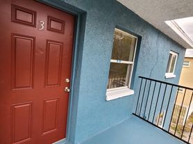 1757 Russell St S, Saint Petersburg, FL