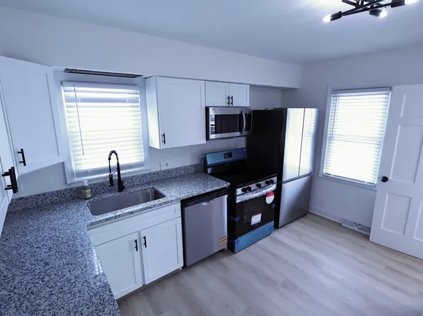 787 Austin Ave, Akron, OH 44306