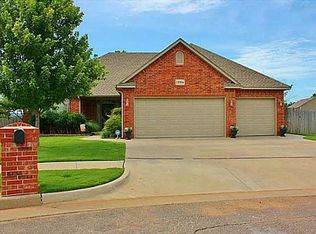 11504 NW 6th Cir, Yukon, OK 73099