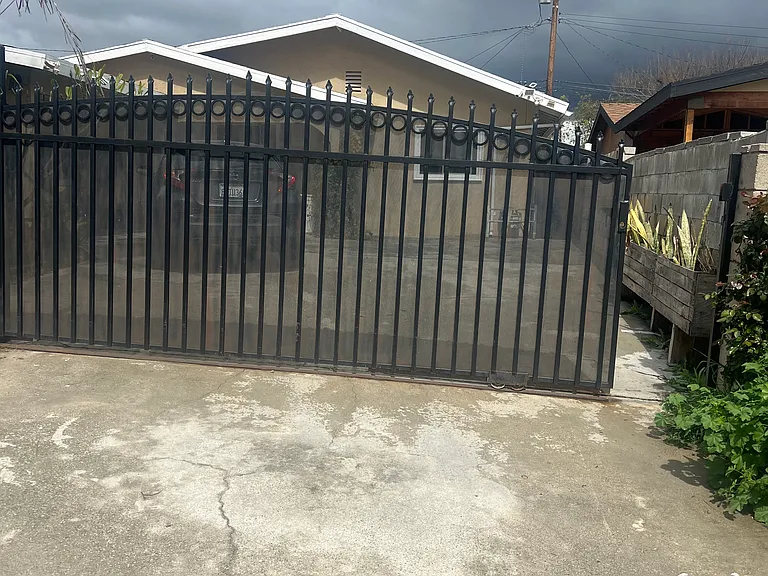 17423 Calcutta St — Photo 2