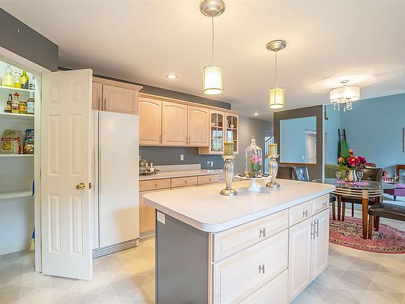 5th image of 4277 Brookstone Dr