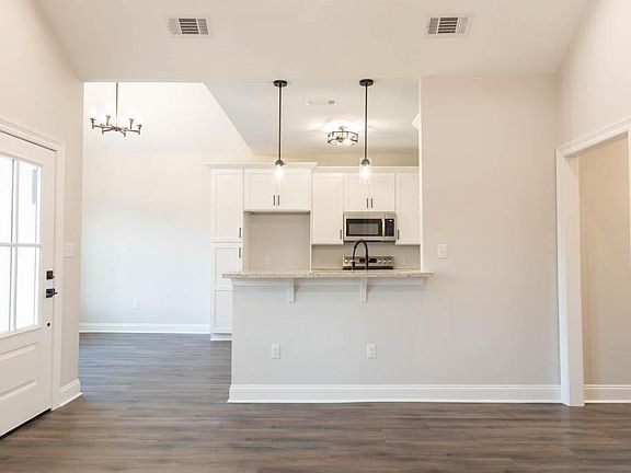 2nd image of 17182 E Park Ave