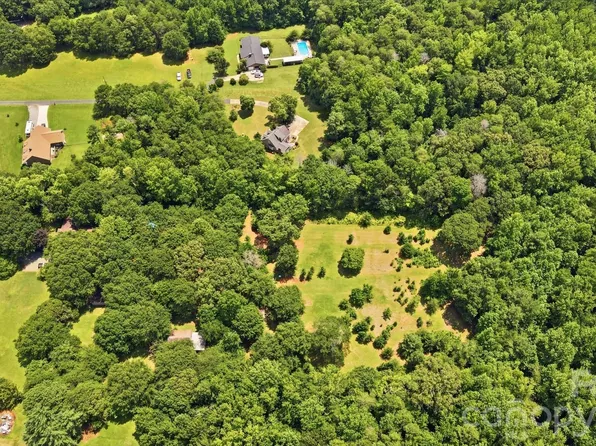2125 Old Hickory Grove Rd #C, Mount Holly, NC 28120
