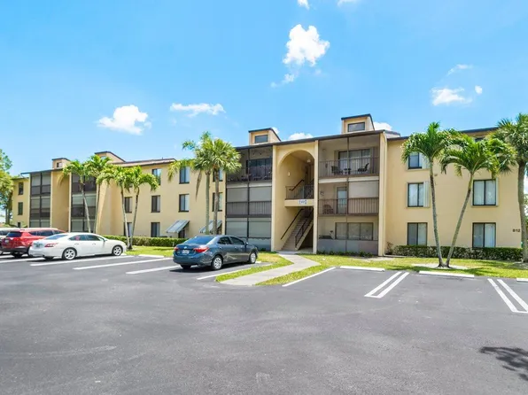 812 Sky Pine Way #H1, Greenacres, FL 33415