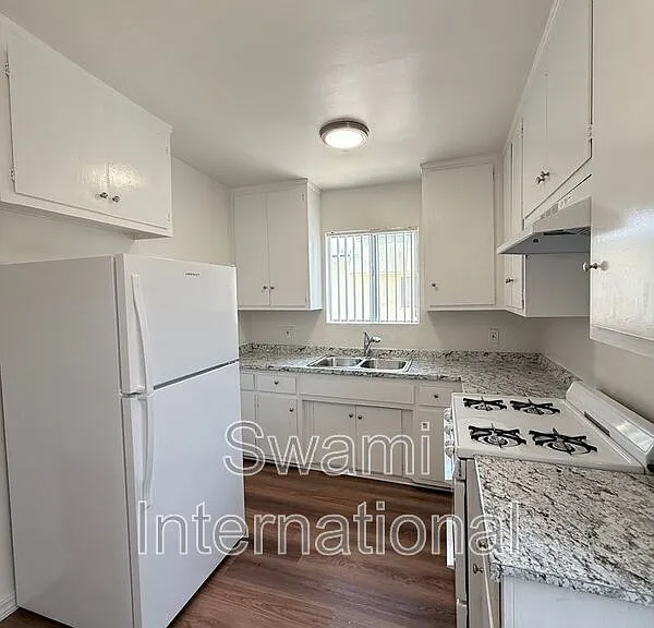 6100 11th Ave #4 — Photo 11