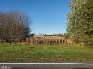 6 Kingsdale Rd, Littlestown, PA 17340