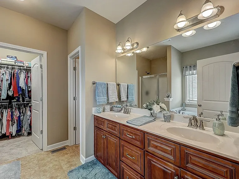 6040 Sanmar Dr — Photo 28