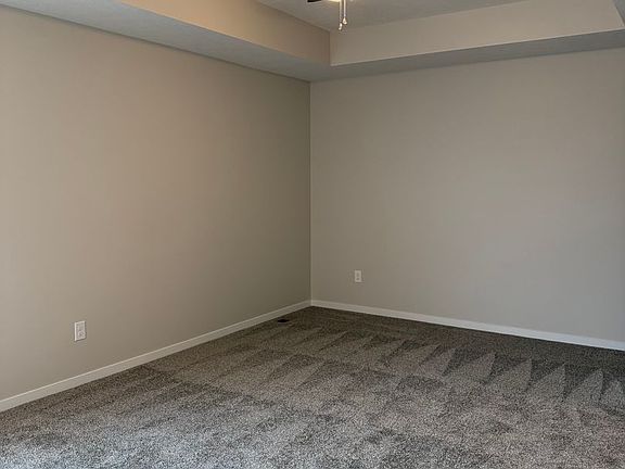 3rd image of 10740 N 149th St