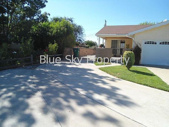 2nd image of 463 Freear Dr
