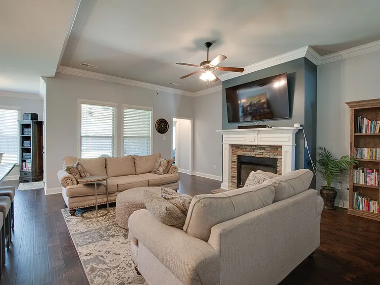 3023 Peevey Creek Ln — Photo 13