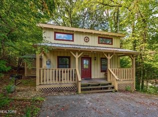 3508 Peggy Ln, Pigeon Forge, TN 37863